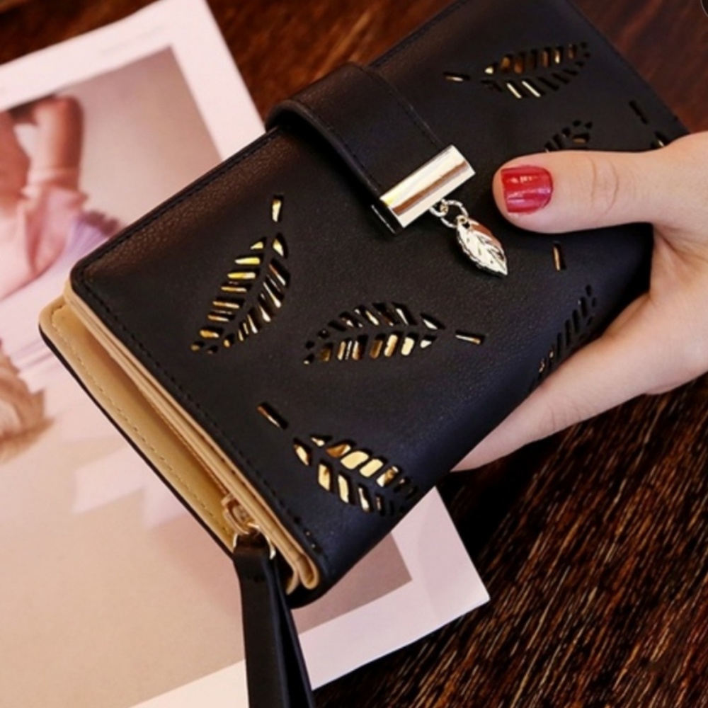 Wallets - Picture 2 of 3